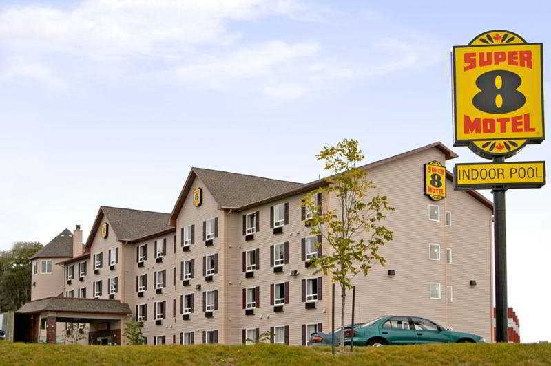 Super 8 By Wyndham St Johns Otel St. John's Dış mekan fotoğraf