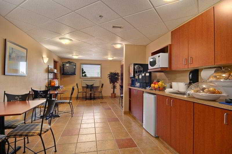 Super 8 By Wyndham St Johns Otel St. John's Dış mekan fotoğraf